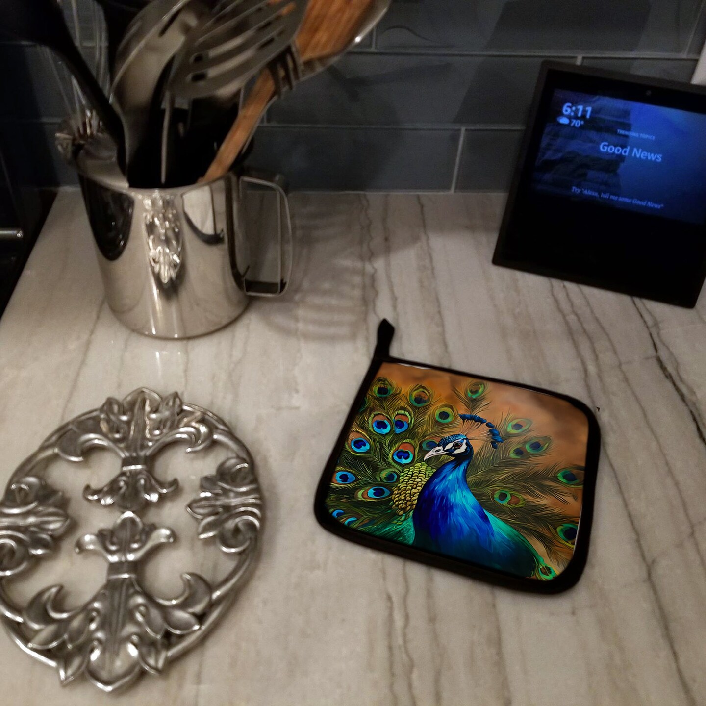 Edge Collections - 7.5" x 7.5" - Multicolor - Kitchen Use Artistic Pot Holders with Bird Design - 2 Piece