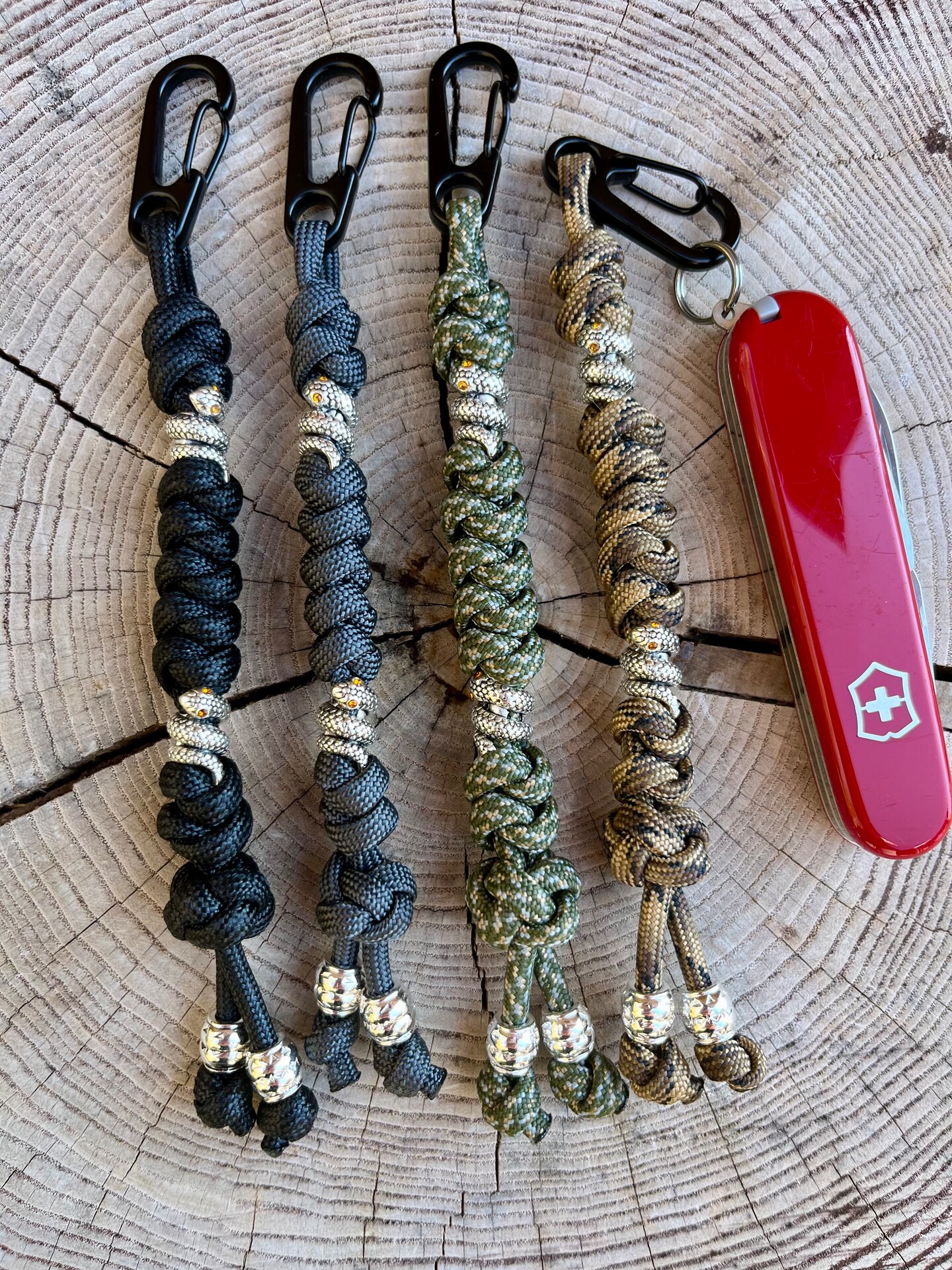 Snake Handmade 550 Paracord Clip EDC Knife Lanyard. Dozens
