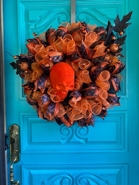 Skull Halloween Wreath Orange 391679295268831232