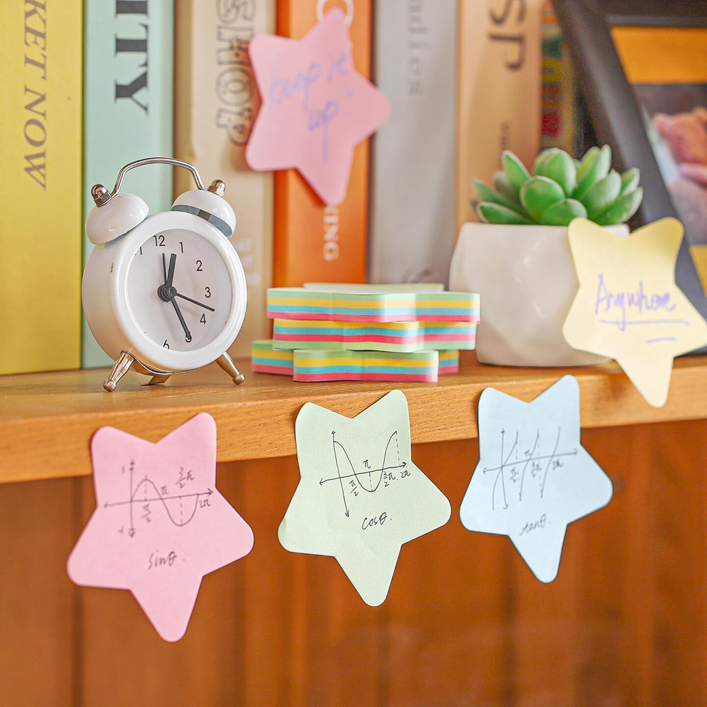 Sticky Notes 2.75 in x 2.75 in 600 Sheets Sticky Memo Star Shaped - Self Stick Cute Mixed 4 Color for Office/Home/Baking/School