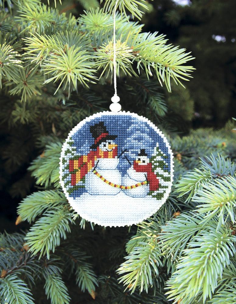 Christmas tree toy. Plastic Canvas Cross-stitch kit "Winter evening"