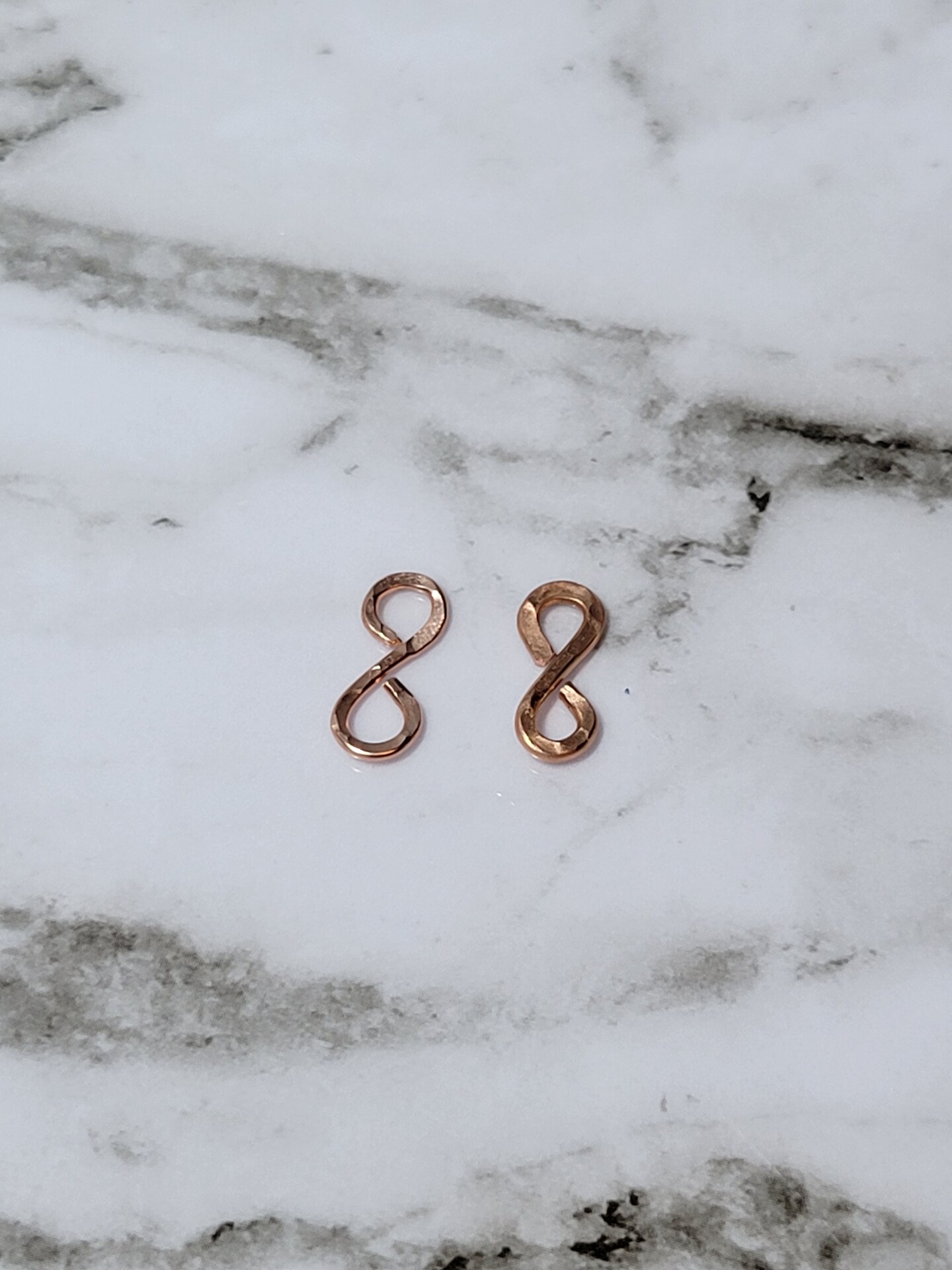 Wire Infinity Links image 2