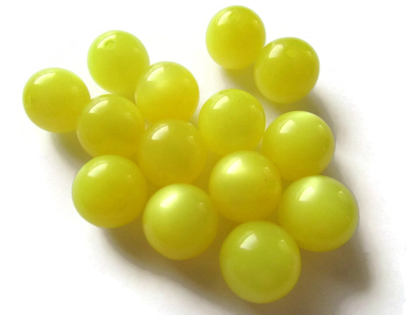 12 12mm Vintage Round Yellow Moonglow Lucite Beads