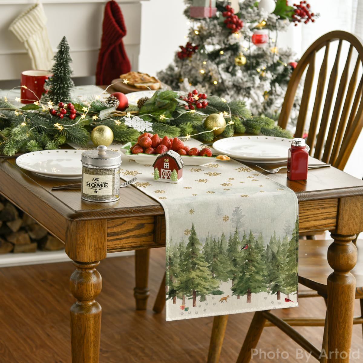 Xmas Trees Snowflakes Gifts Christmas Table Runner, Seasonal Kitchen Dining Table Decoration for Outdoor Home Party