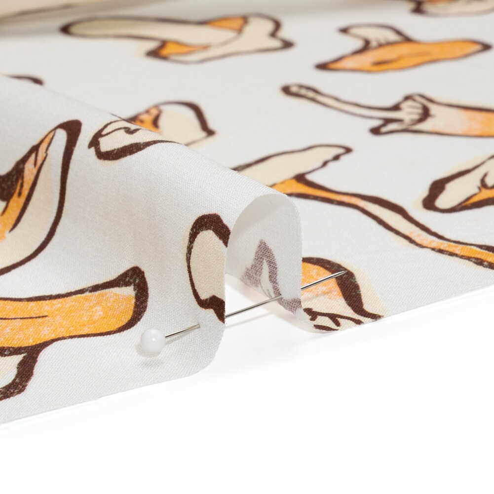 1 Yard Lightweight Viscose-Linen Woven Mushroom Print Beige and White on White
