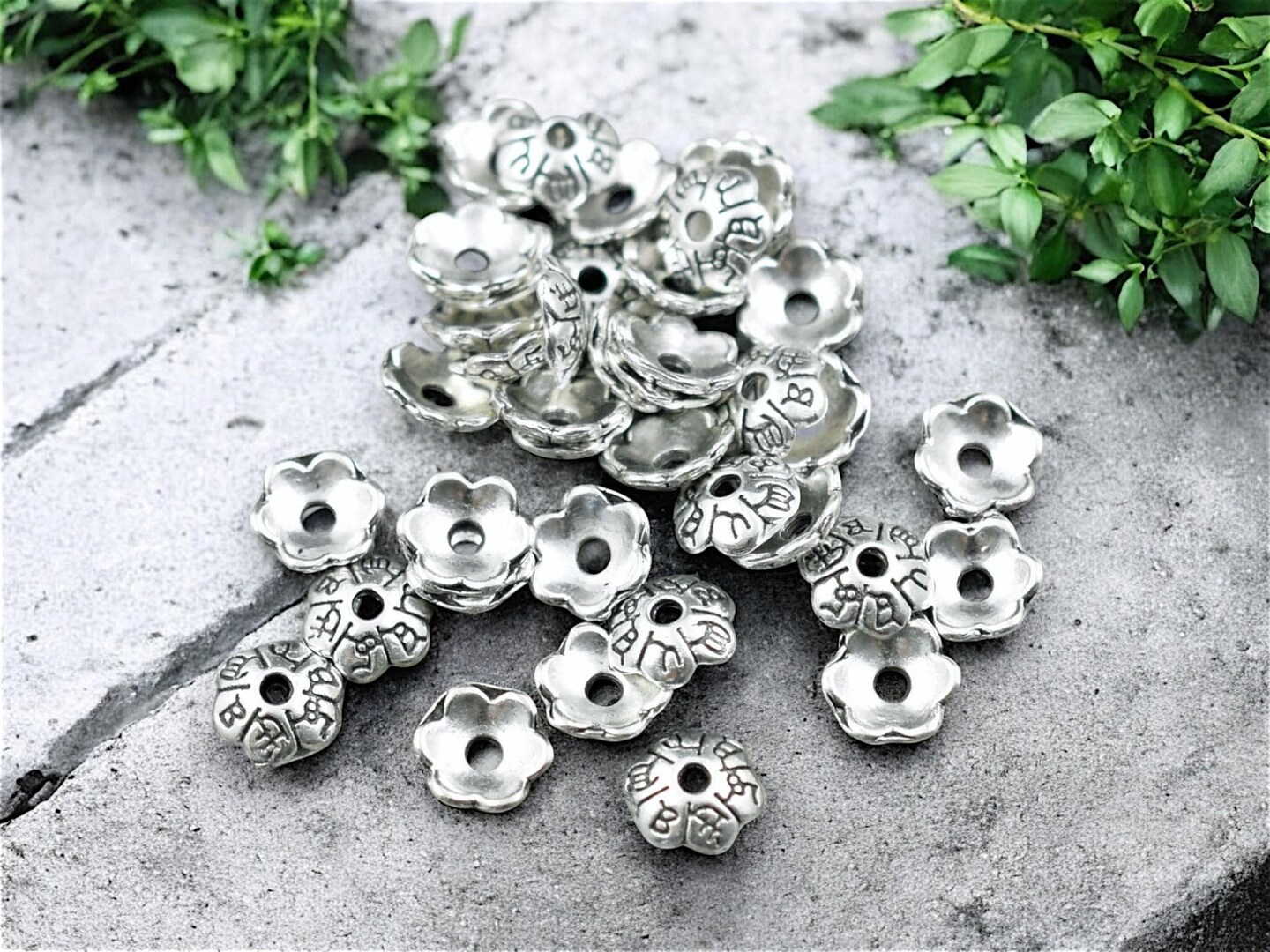 *250* 6mm Antique Silver Bead Caps