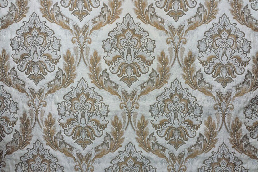 Leesburg Upholstery &#x26; Luxury
