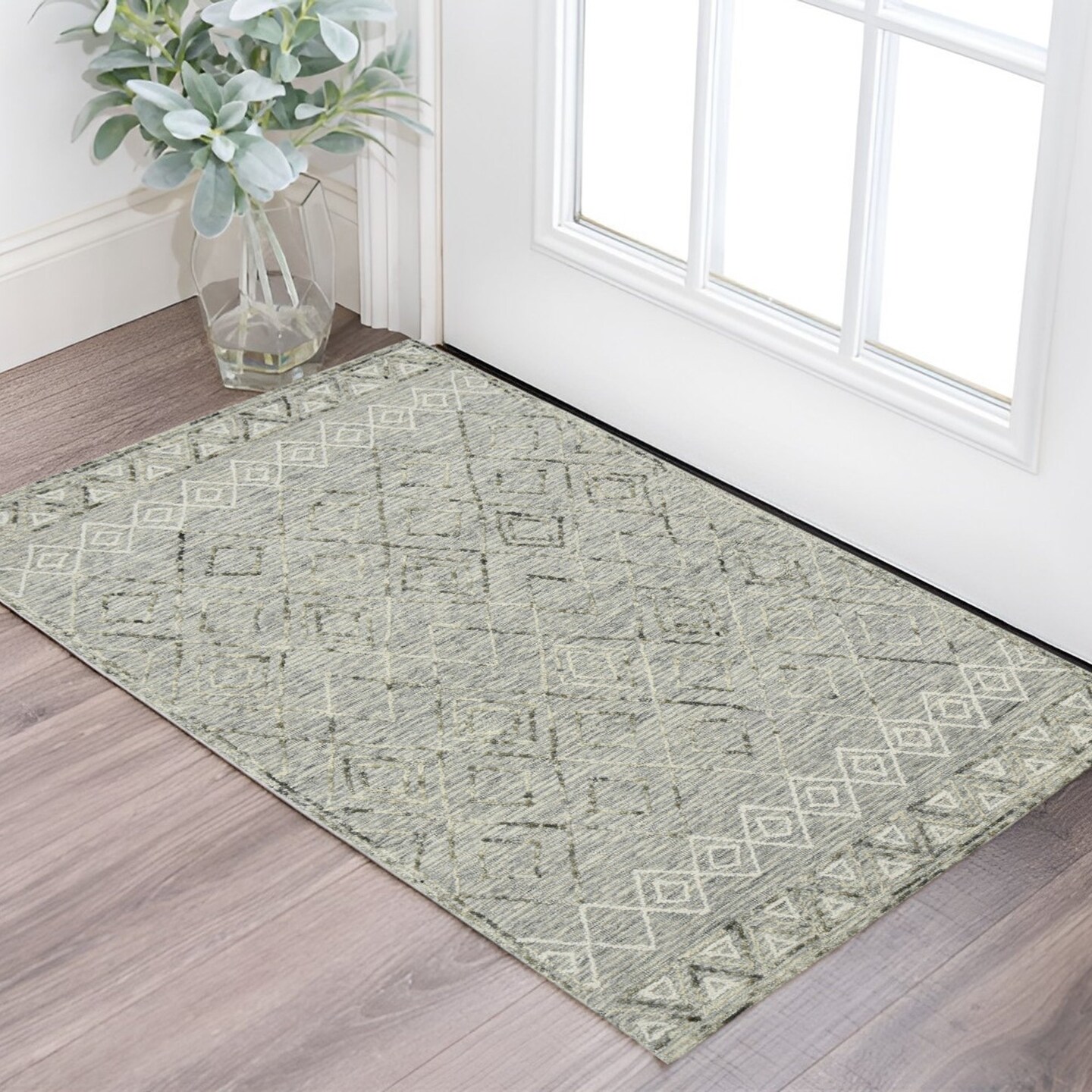 Edge Collections - 2' X 3' - Gray - Artisan Hand-Hooked Argyle Area Rug for Cozy Spaces - 1 Piece