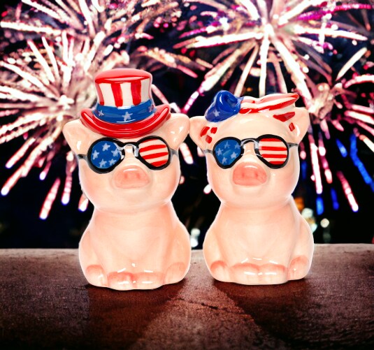 Ceramic Patriot Pig With Uncle Sam Hat Salt And Pepper, Home D&#xE9;cor, Patriot Gift, Gift for Mom, Dad, Independence Day D&#xE9;cor, July 4th