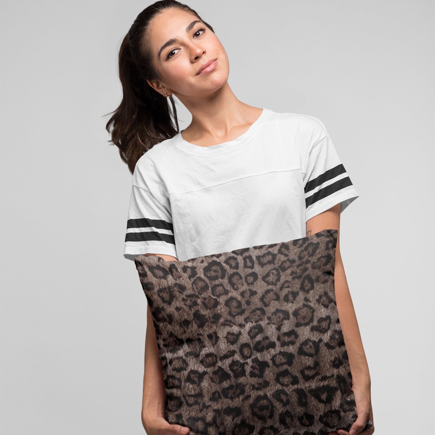 Edge Collections - Double sided  20&#x22; x 20&#x22; - Brown - Luxurious Leopard Print Throw Pillow - 1 Piece