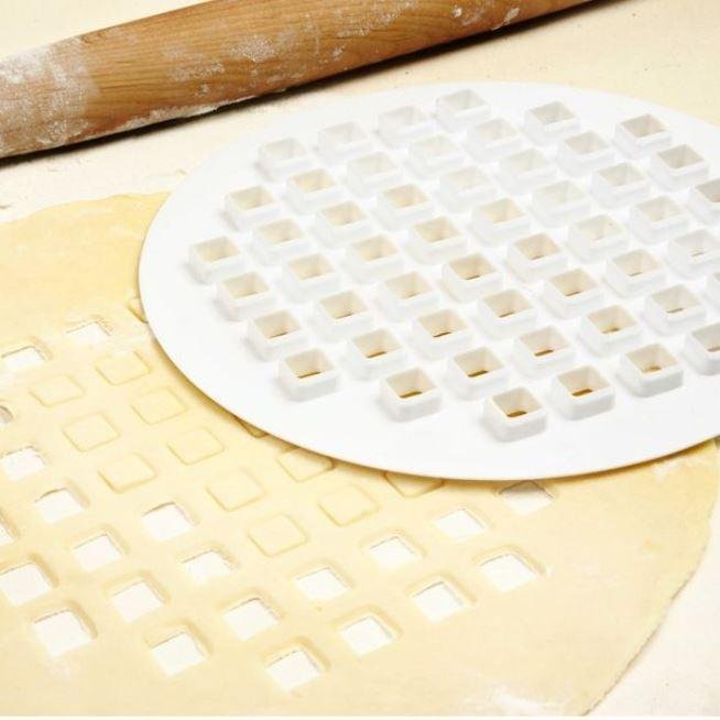 Norpro 9.75&#x22; Decorative Lattice Shape Pie Dough Top Crust Cutter