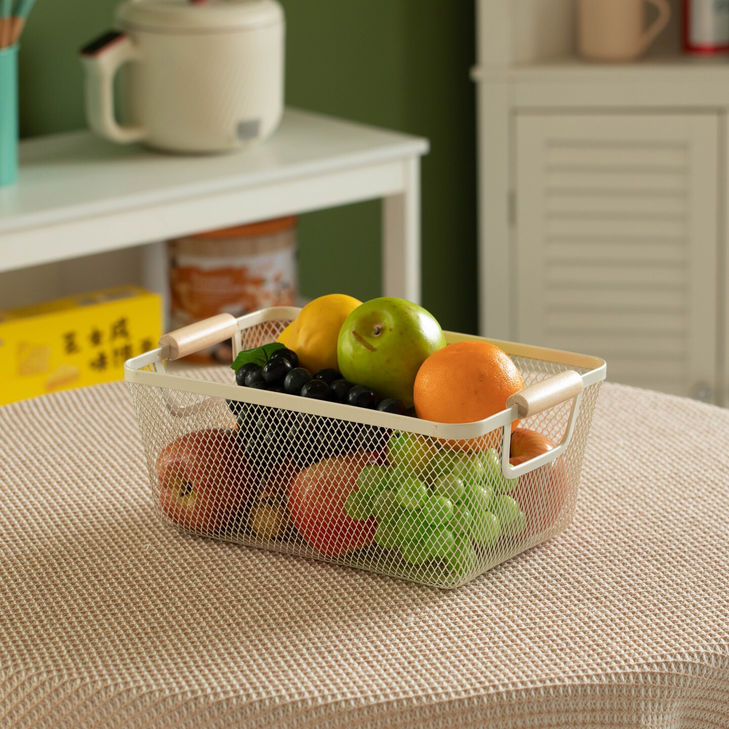 Basicwise Multipurpose Metal Mesh Basket with Wooden Handle Storage Organizers for Kitchen Bathroom Cabinet Closet Countertop Fruit Holder Picnic Food & Beverages Carrier & Home Decor