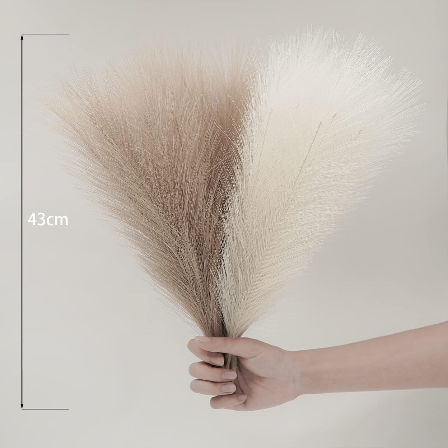 Faux Pampas Grass Decor. 6 Stems 17&#x201D;
