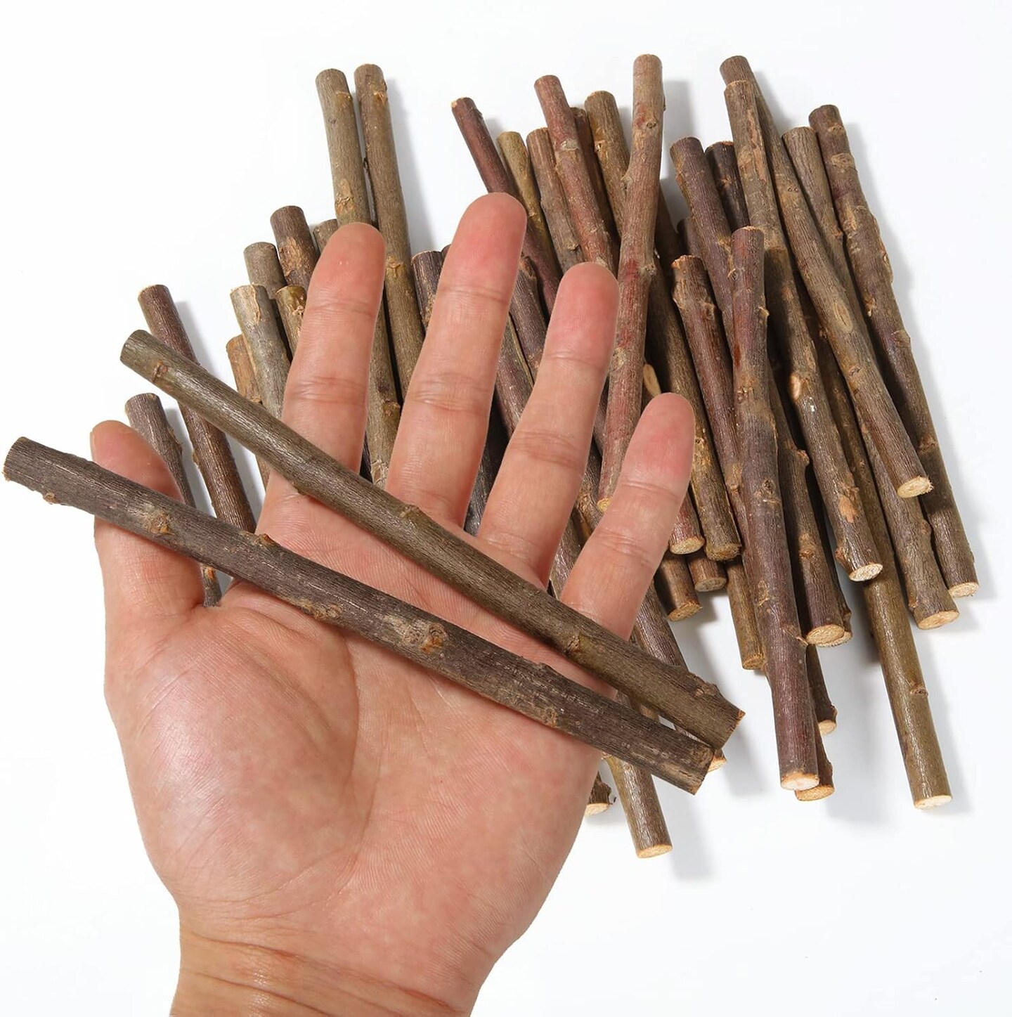 100Pcs 6 Inch Wood Sticks for Crafts, 0.3-0.5 Inch Diameter Twigs for Crafts, Natural Mini Wood Log Craft Sticks for Photo Props, DIY Crafts, Home Decorations, Pets, Etc.