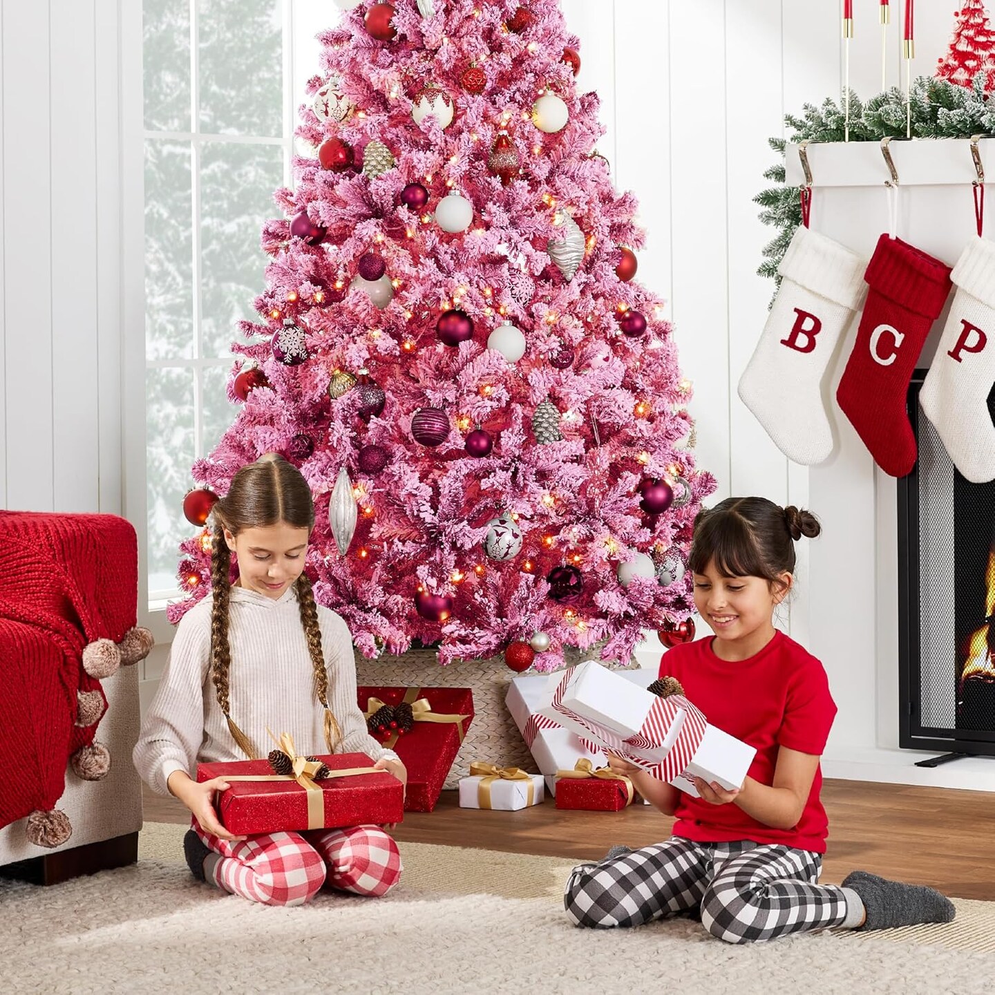 Snow Flocked Christmas Tree Full Pine with 250 White &#x26; Multicolor LED Lights, 928 Tips &#x26; Foot Switch Control