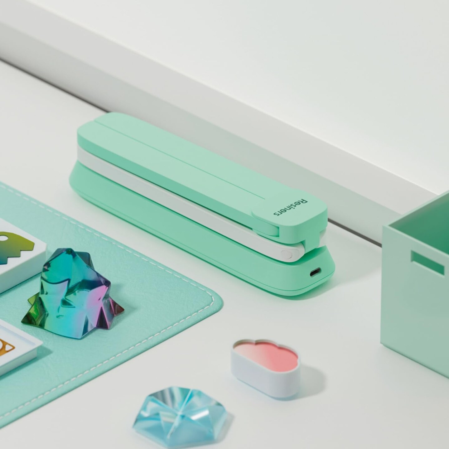 UV Light for Resin Curing, UV Resin Light, Wireless & Rechargeable UV Lamp, 3-in-1 Uses, Foldable Blacklight Ultraviolet LED, Craft Supplies Tools for Resin Molds, Jewelry Making, DIY Decor