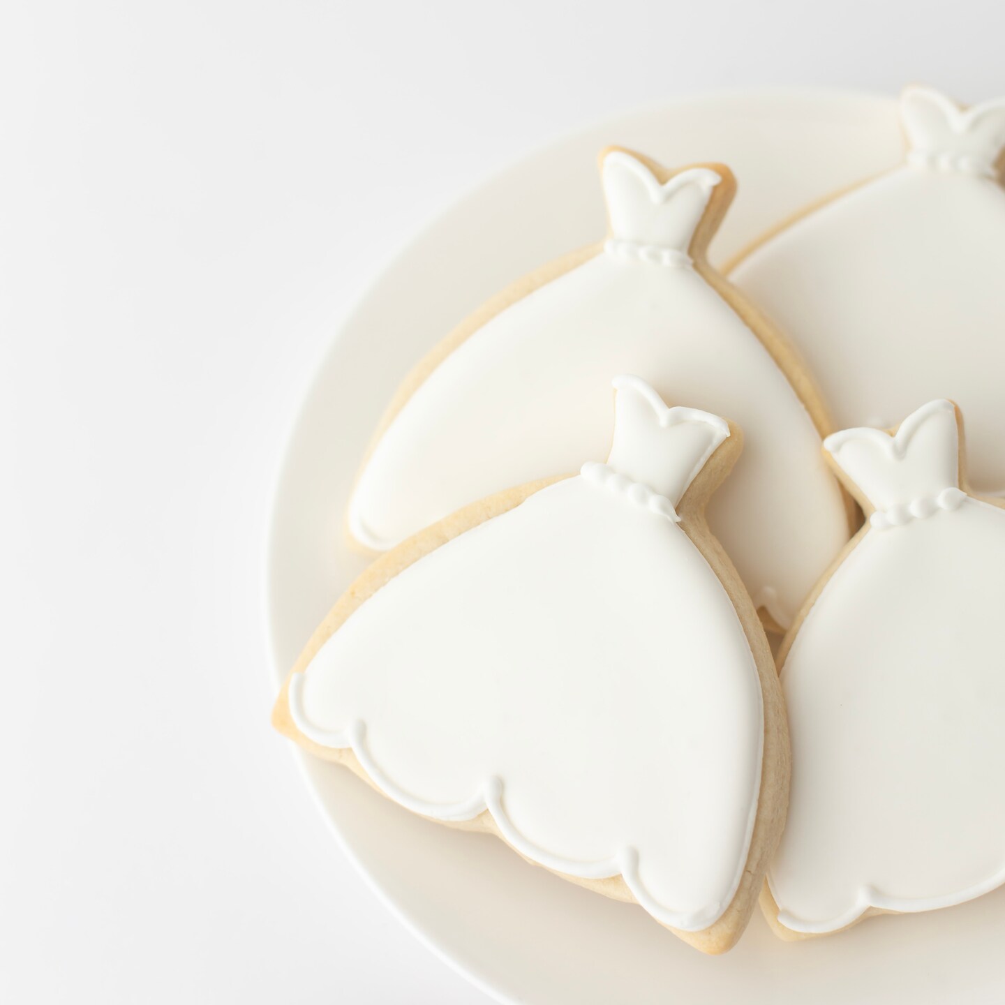 Wedding Dress and Cake Sugar Cookies - Hand-Decorated Gift Set (dozen) |  MakerPlace by Michaels