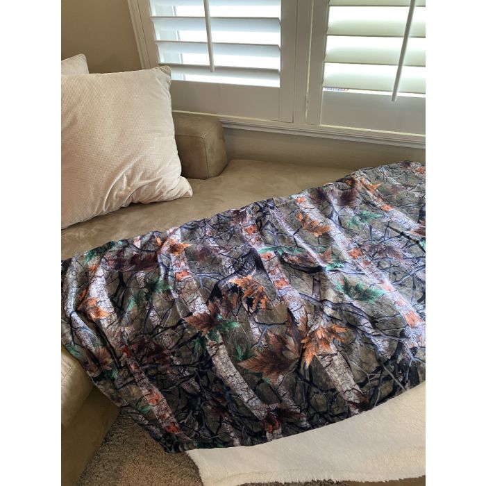 Forest Camouflage Plush Throw Blanket