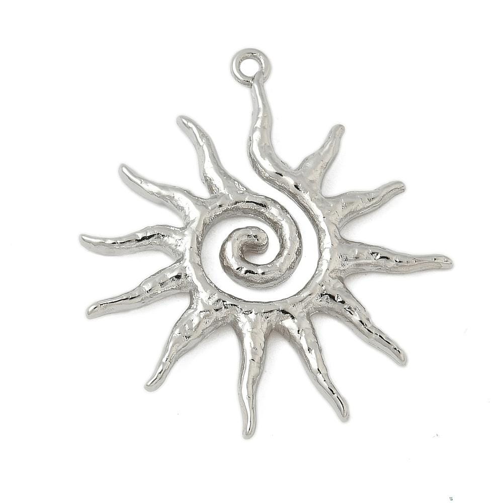 30x28mm Long Lasting Platinum Plated Brass Hammered Sunray Charm Pendant