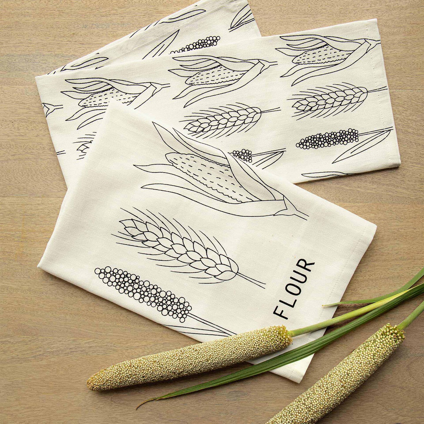 Printed Flour Dish Cotton Towel - Set of 2 - Stylish Kitchen Towels & Napkins