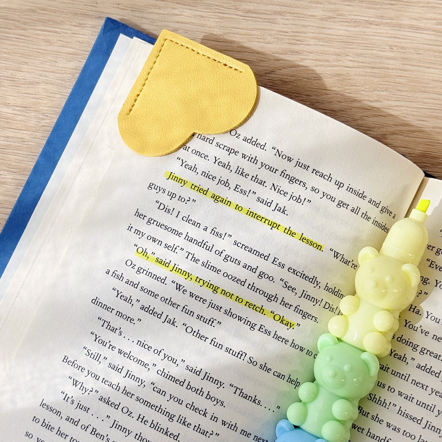 Wrapables Leather Corner Bookmarks, Page Marker, Reading Supplies (Set of 8), Hearts