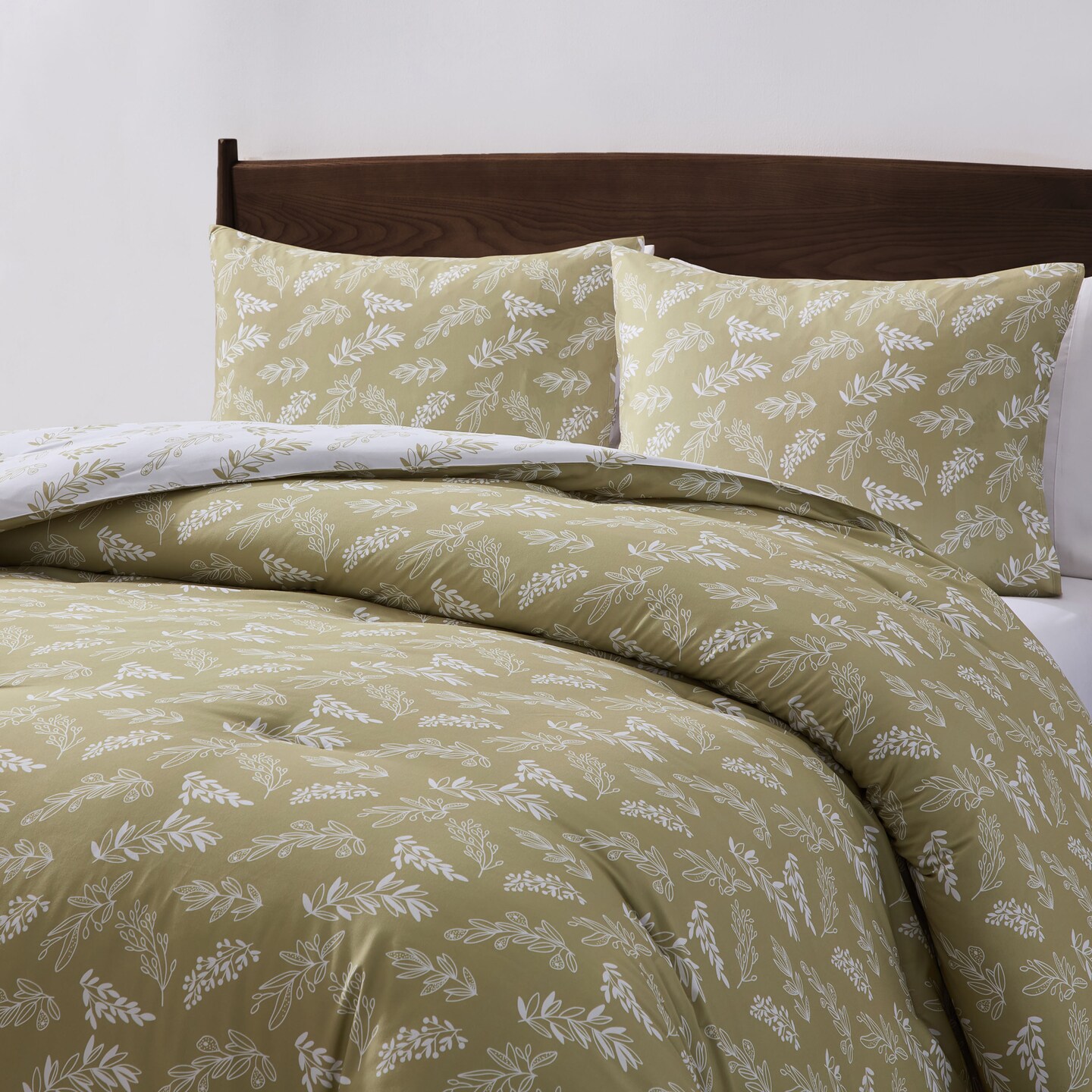 CraftBud 3PC Reversible Botanical Printed Comforter Bedding Set