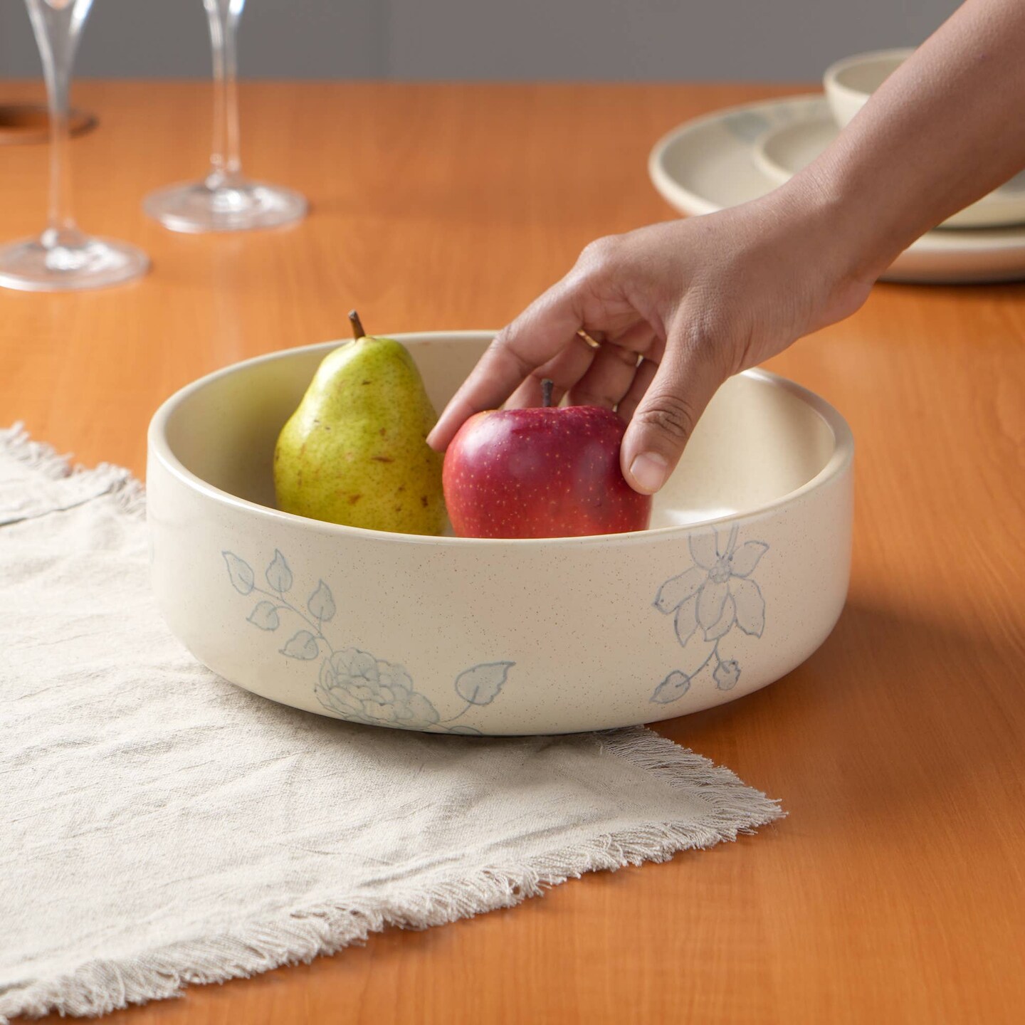 Off-White Ceramic Printed Serving Bowl &#x2013; Elegant Pasta Bowl for Stylish Dining