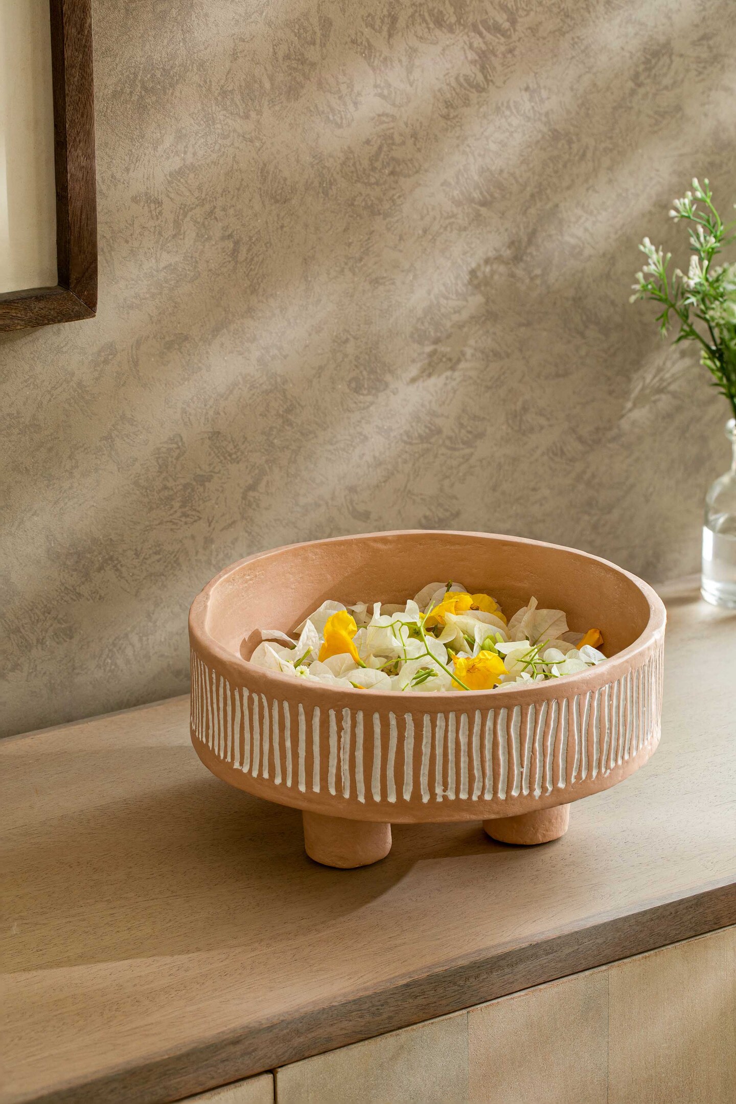 Hruby Eco-Friendly Decorative Coral Bowl – 9x9x5.75 inches – Sustainable & Stylish Décor-9.7X9.7X5.7"