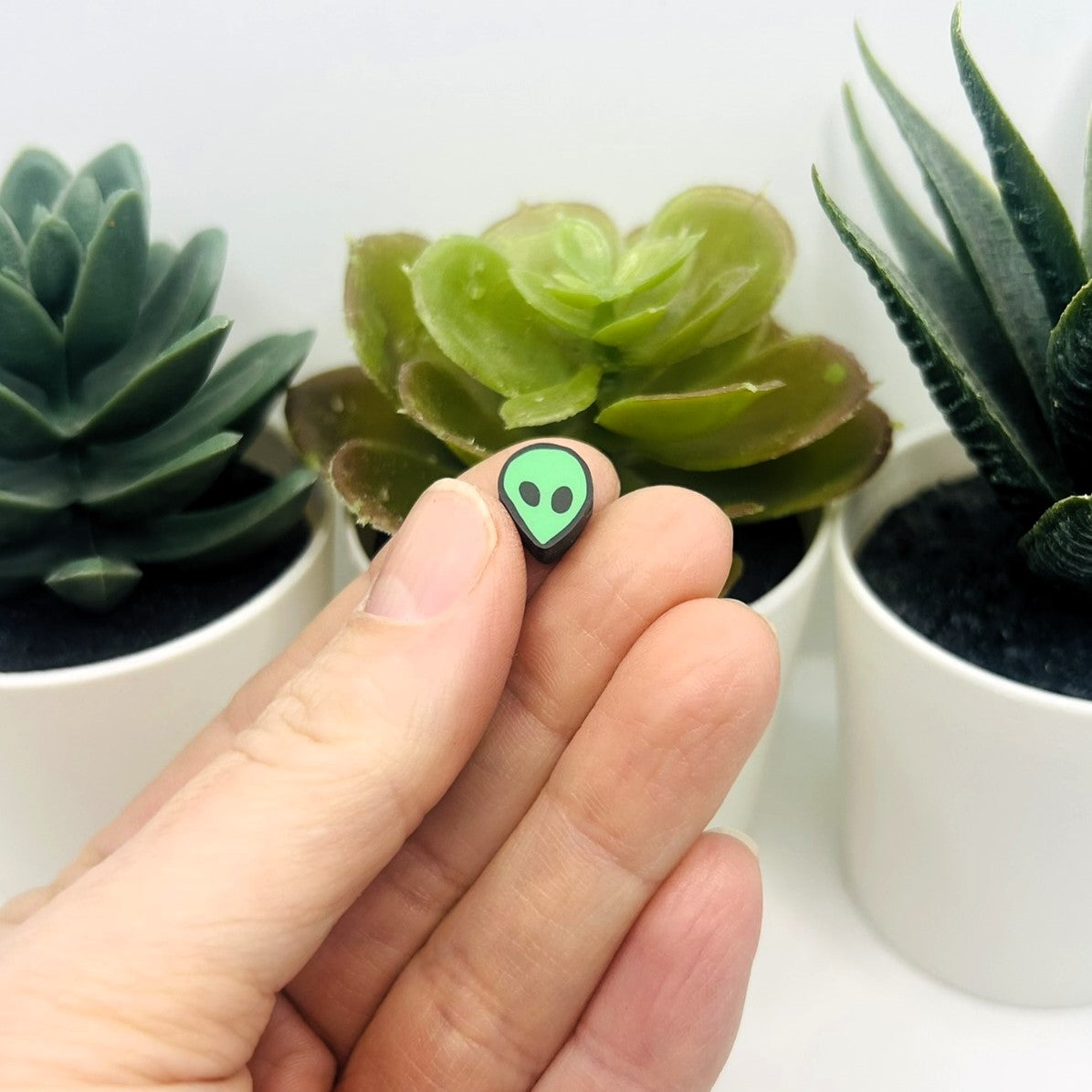 4, 20 or 50 Pieces: Clay Alien Face Beads