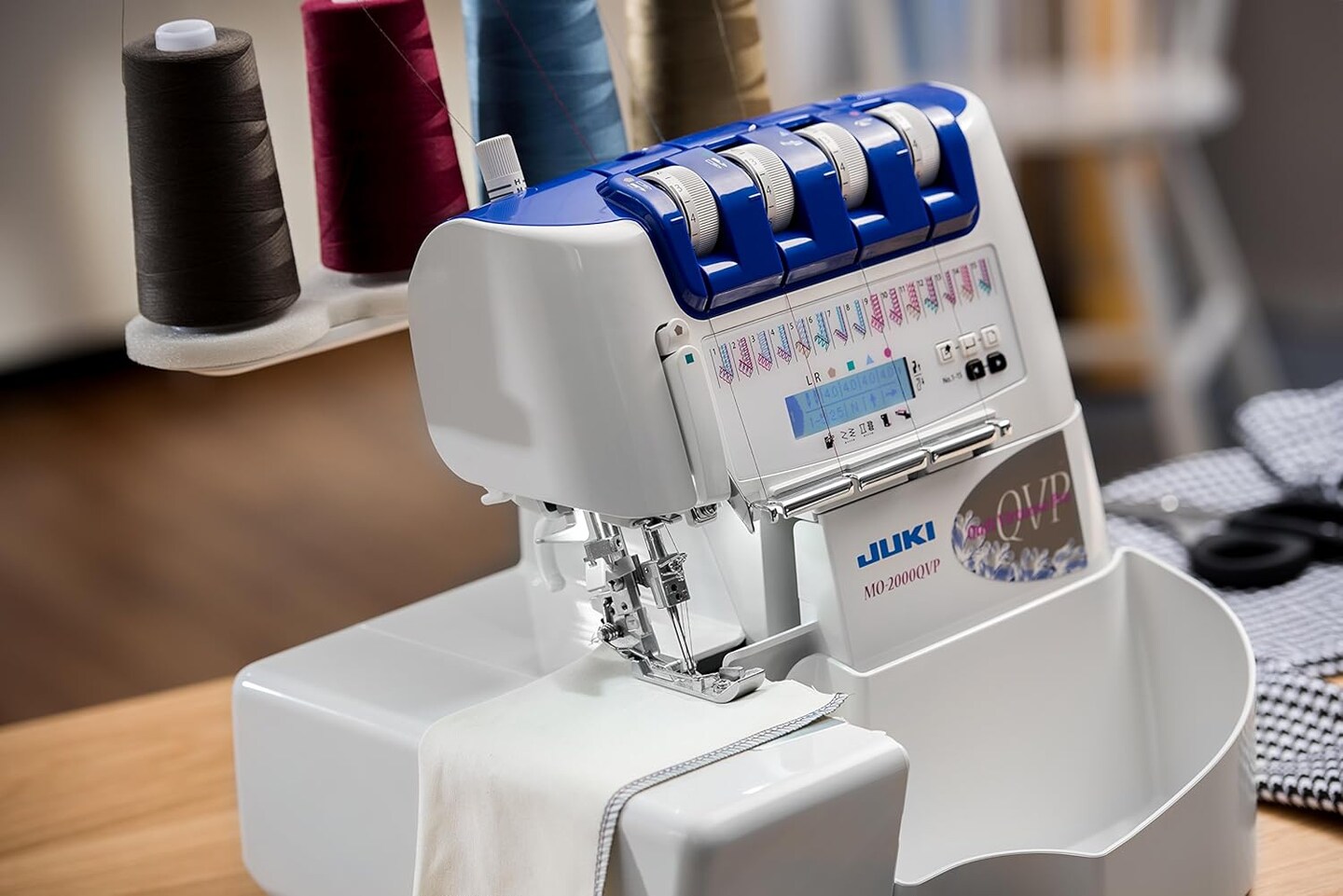 Juki MO-2000QVP Automatic Needle Overlocker