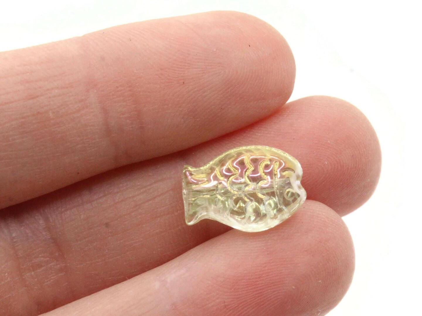 10 14mm Yellow Pressed Glass Fish Ocean Animal Beads
