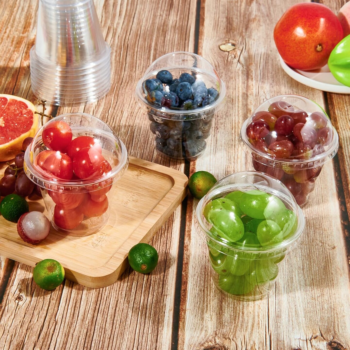 200 Pack 9 OZ PET Plastic Cups with Dome Lids, Crystal Disposable Plastic Cups For Parfait, Fruit, Desserts, Snacks, Yogurt, and Jelly