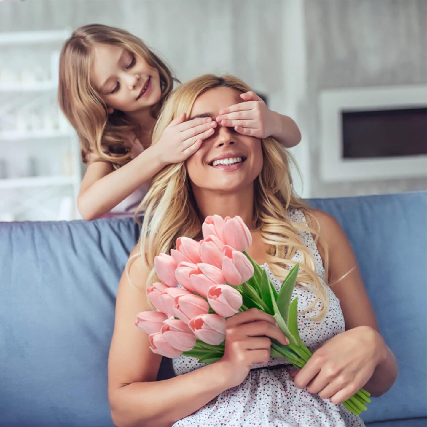 30 piece set of pink artificial tulip flowers made from real touch PU material, featuring lifelike faux stems designed for spring and summer bouquets, ideal for floral arrangements, table décor, parties, weddings, Easter, Mother’s Day gifts, and home