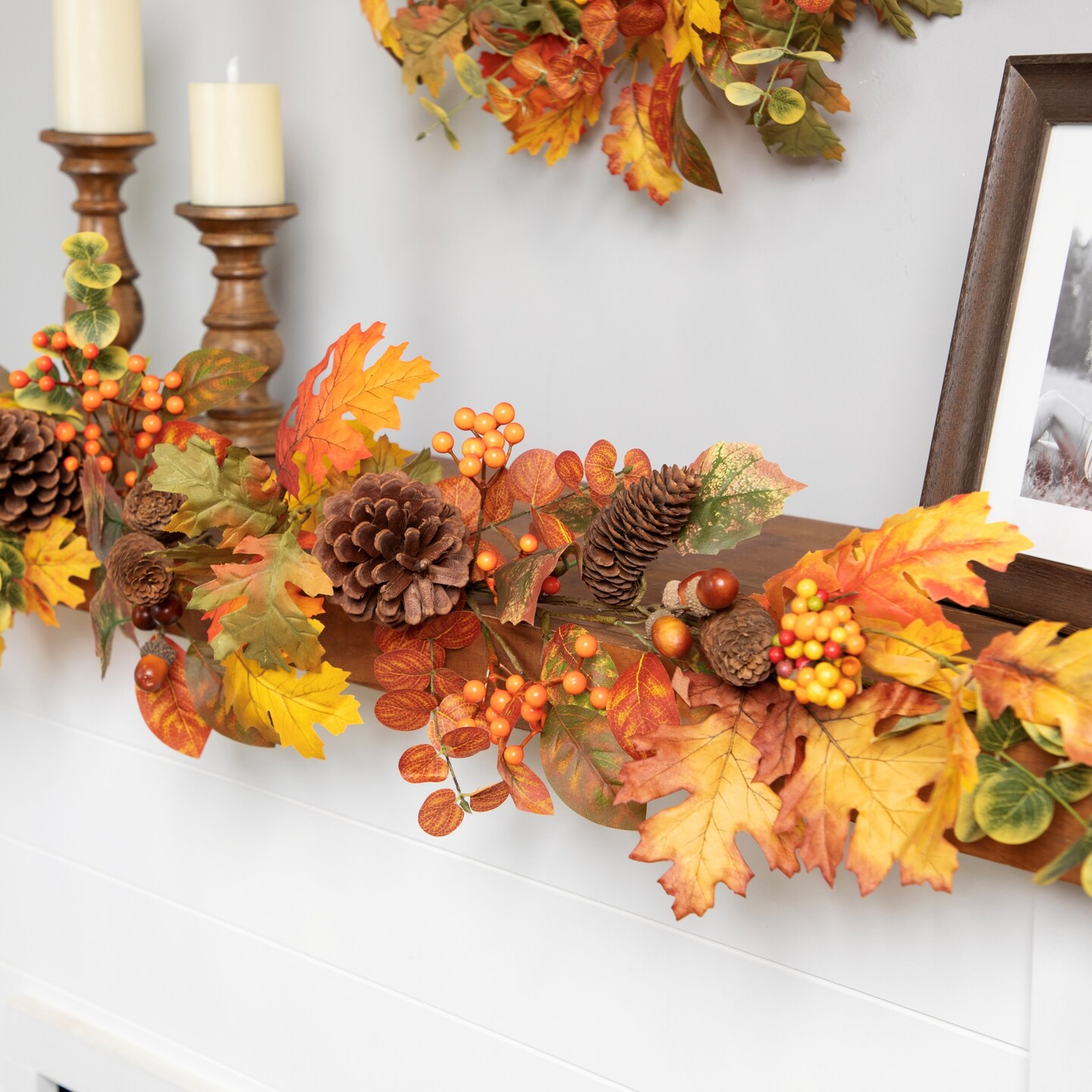 Northlight Autumn Leaves and Pinecone Fall Harvest Artificial Garland - 5&#x27; - Unlit