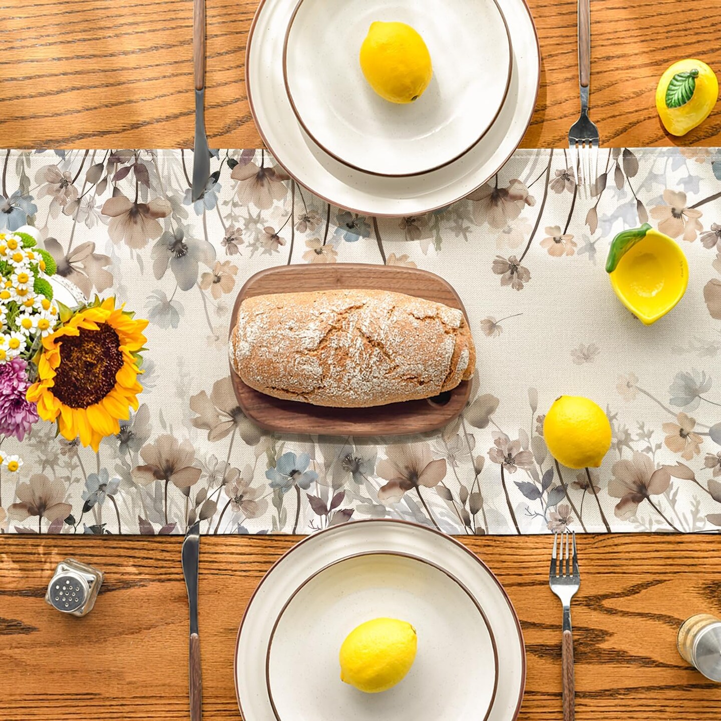 Brown Poppy Flowers Floral Blossom Summer Table Runner, Fall Kitchen Dining Table Decoration for Home Party Decor 13x72 Inch