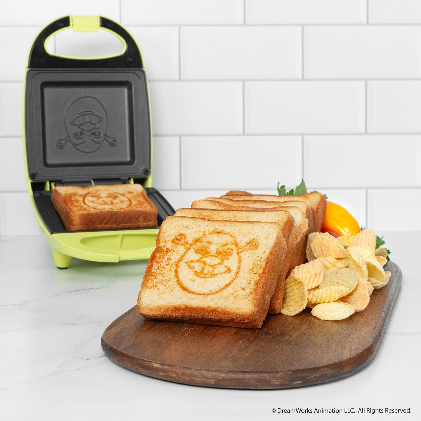 Uncanny Brands Shrek Single Sandwich Maker