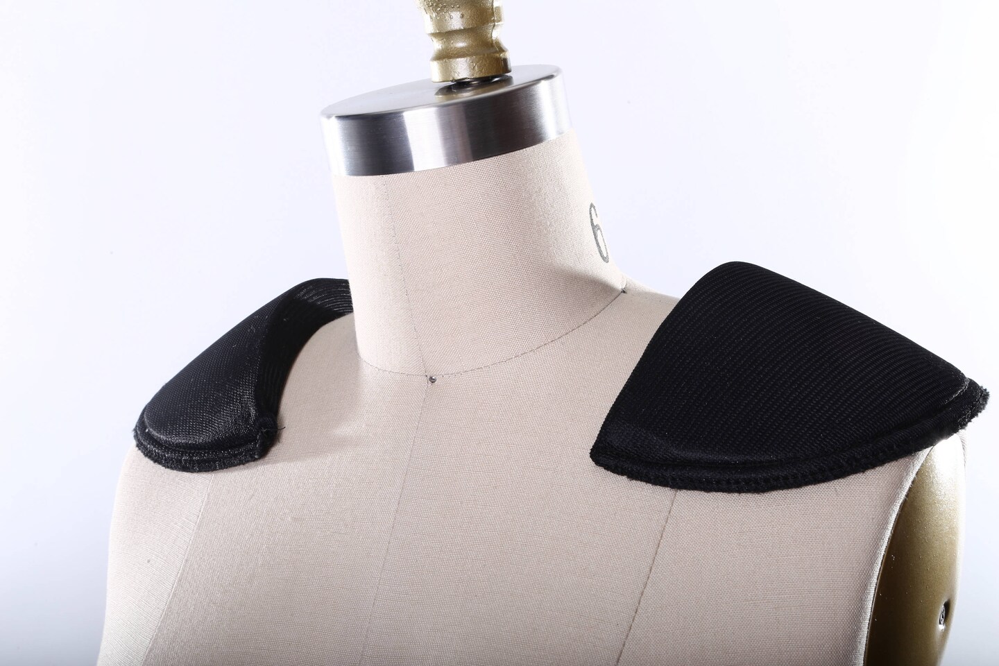 1 Pair High Quality Fashion Foam Shoulder Pads Fabric Covered