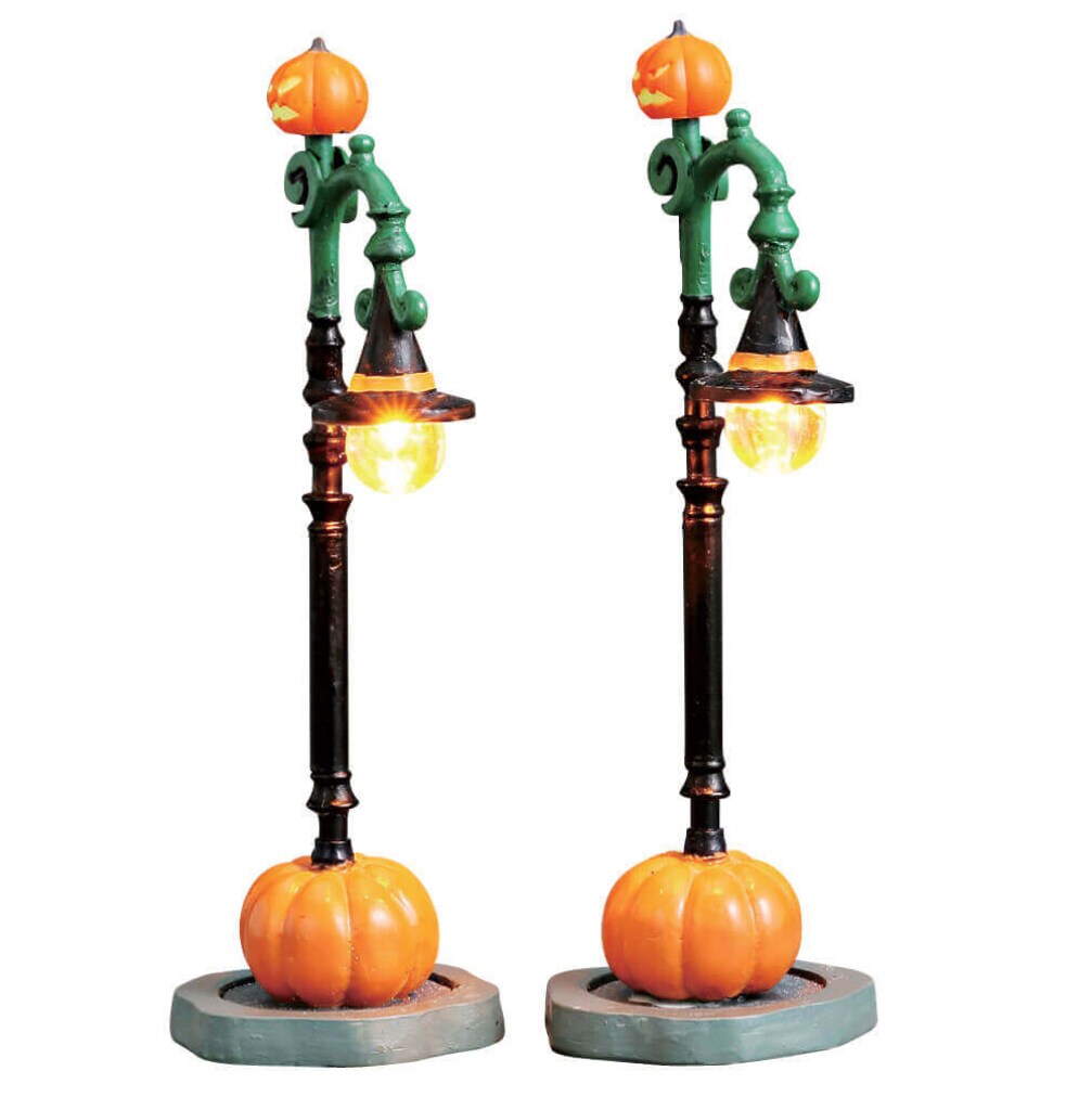 Lemax Spookytown Witch Pumpkin Patch Street Lights Set