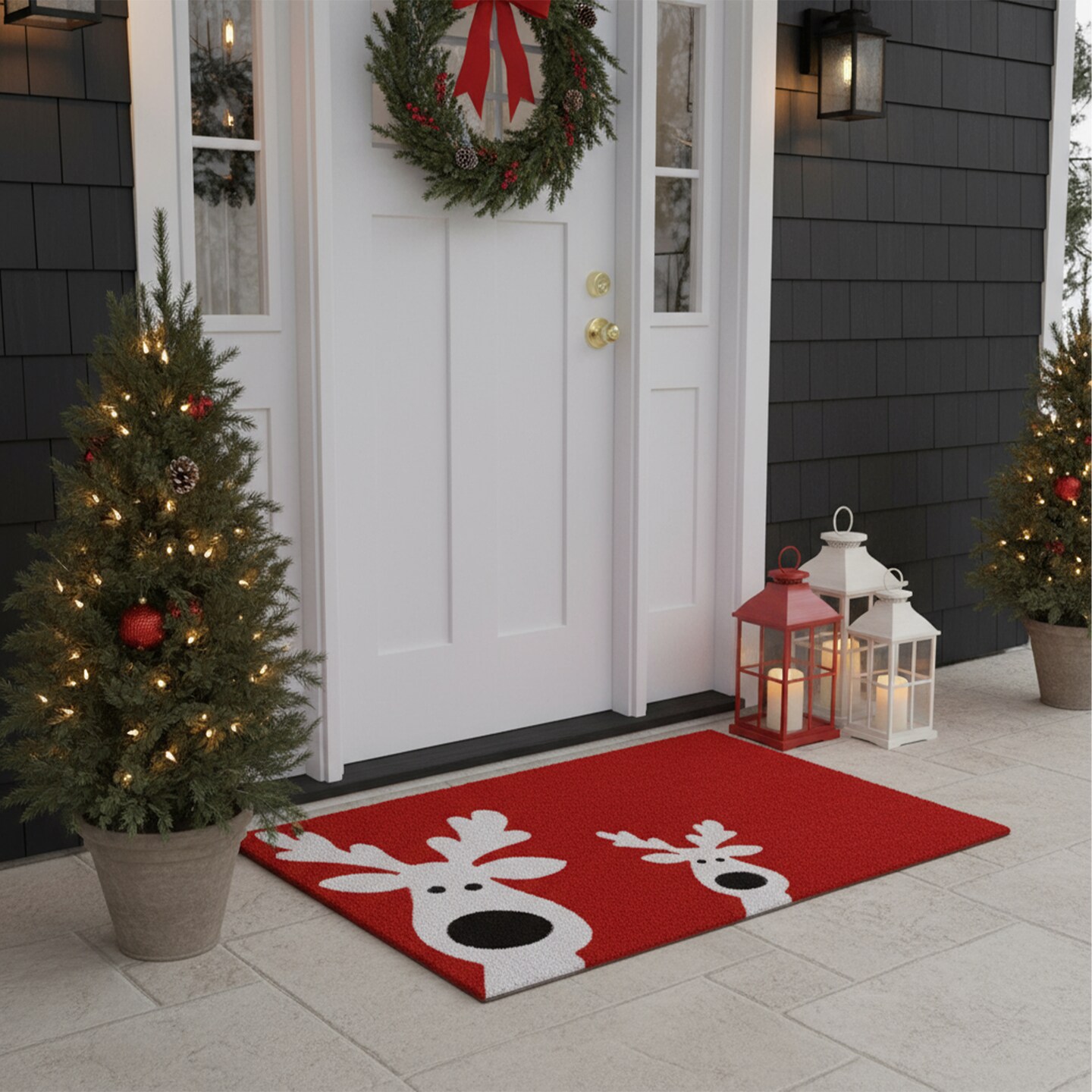 Calloway Mills Peeking Reindeer Doormat