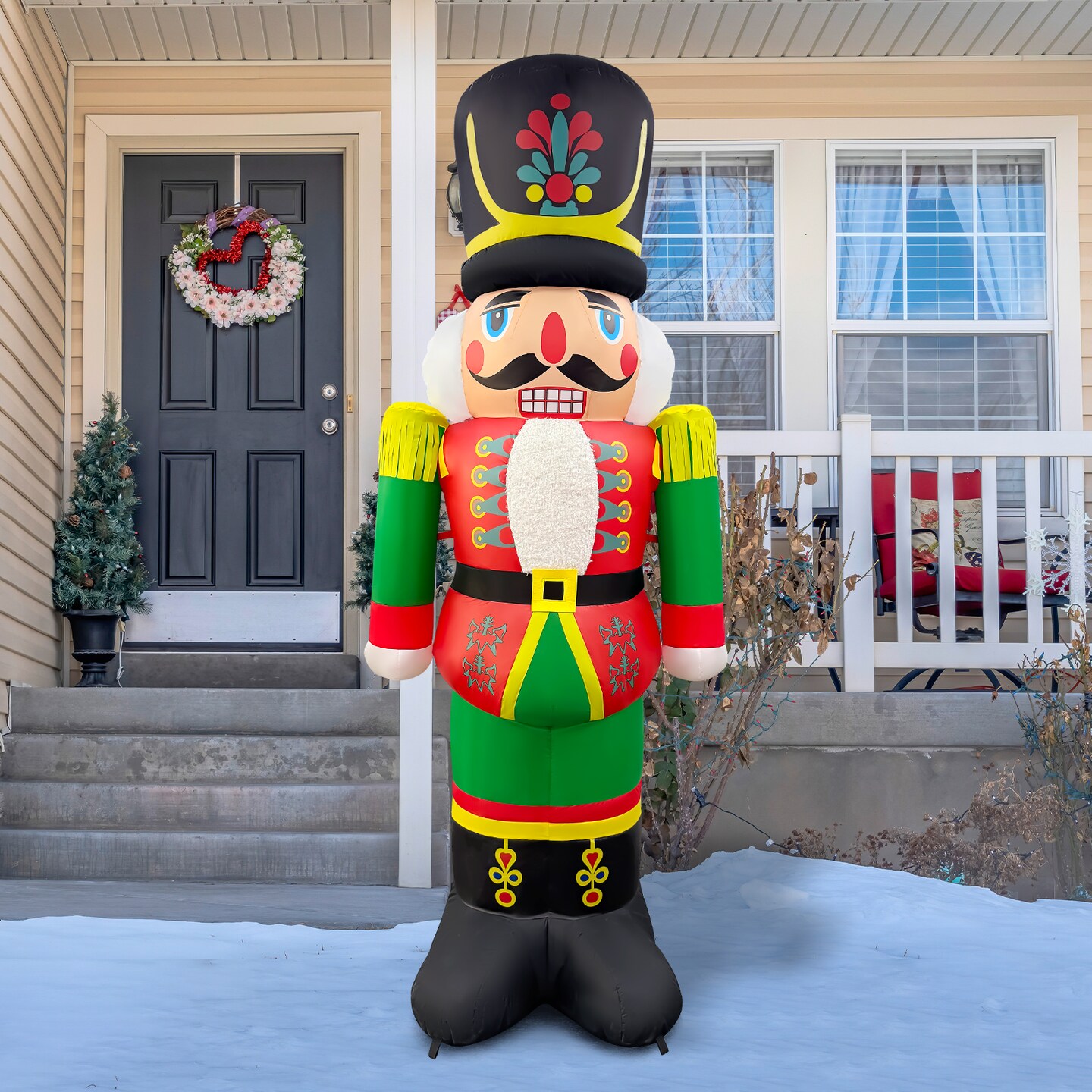 GOOSH 7FT Christmas Nutcracker Inflatable with LED Lights for Outdoor Yard D&#xE9;cor