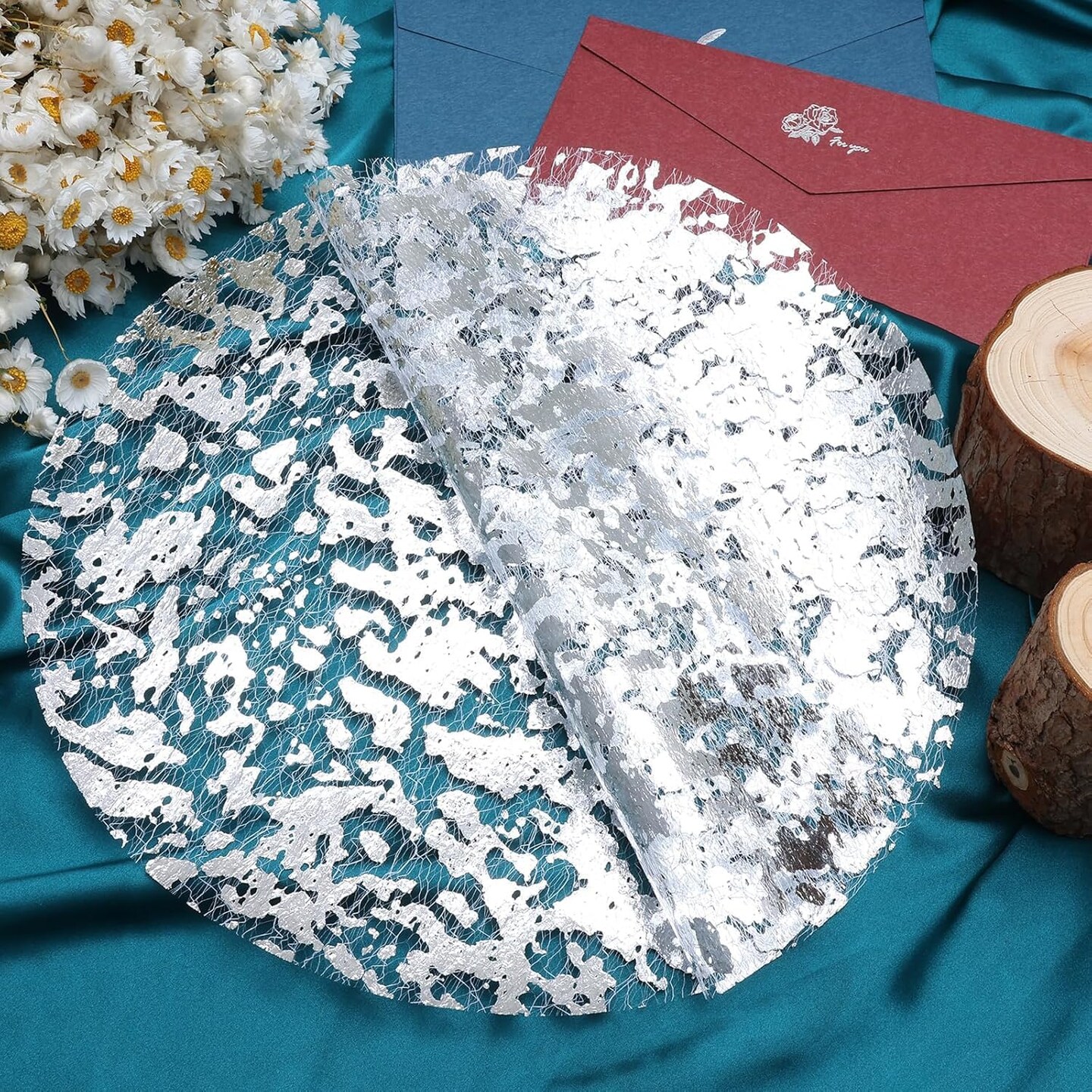 Silver Placemats Disposable Round Table Mat 13 Inch Silver Foil Paper Mesh Pressed Table Doilies Metallic Thin Mesh Table Runner for Home Decoration Dining Wedding Birthday Party (100 Pcs)