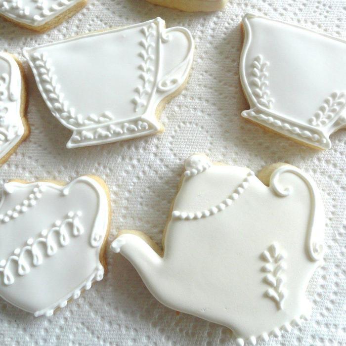 Bakell - Snowflake White Luster Dust (4g, 1x Pump) Edible Vegan Dust &#x26; Paint for Baking, Desserts and Beverages