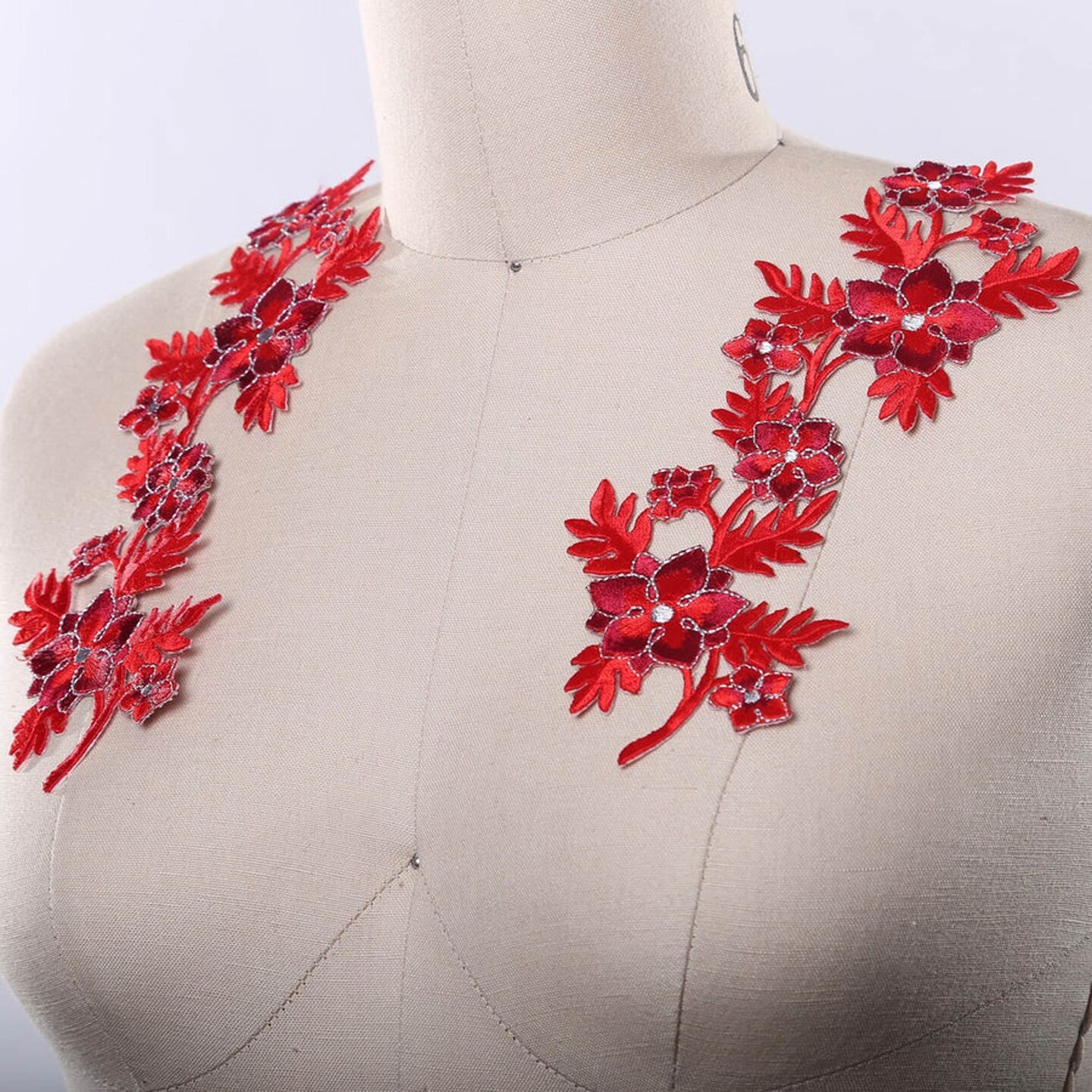 1 Pair Red Flower Gold Embroidery Applique Patch with Leaves for Jackets Dresses DIY Crafts