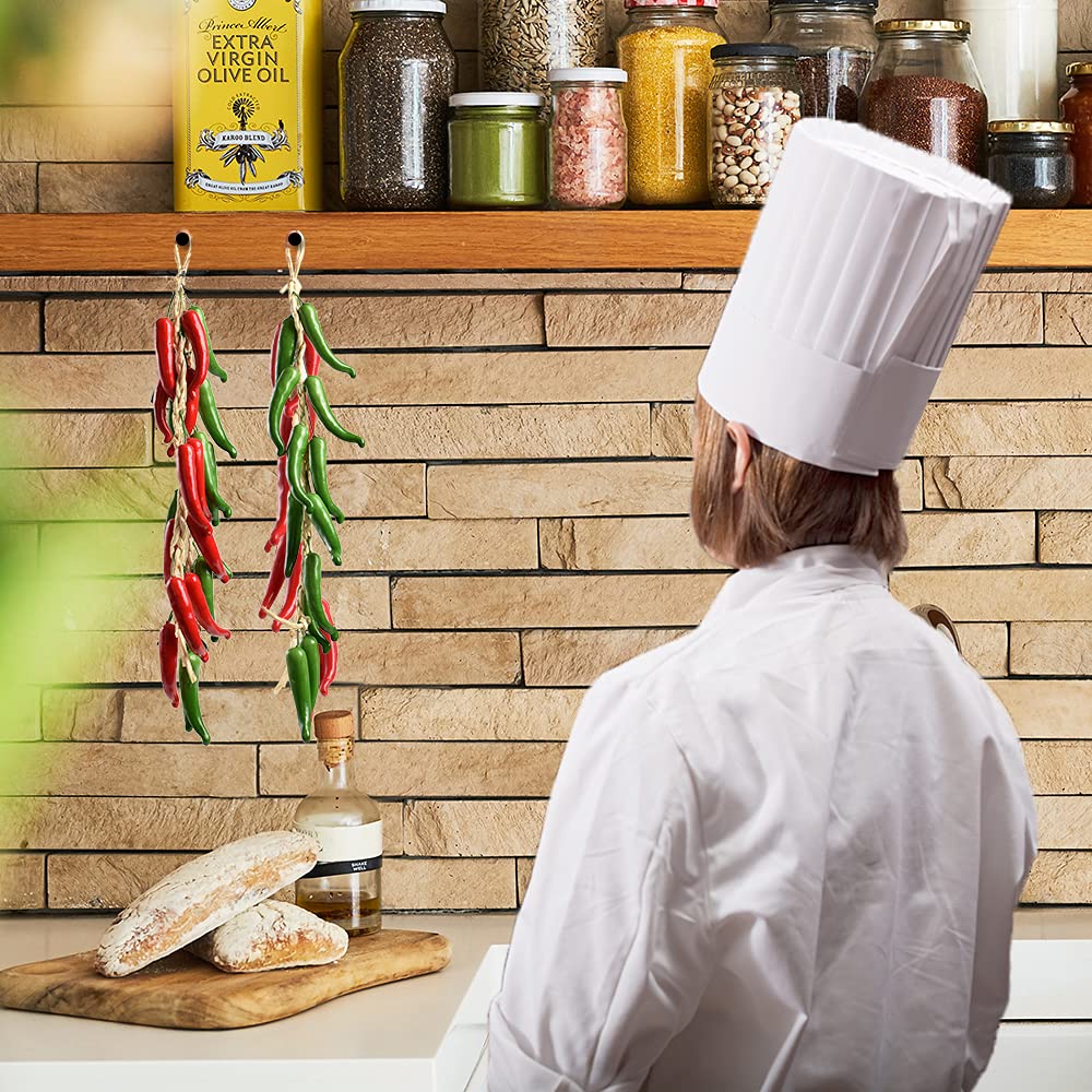 Artificial Hanging Pepper String 2 Sets, Simulation Lifelike Hot Chili Vegetable Fruit Garland Vine for Home Kitchen Farm Party Wall Decoration, Red&Green