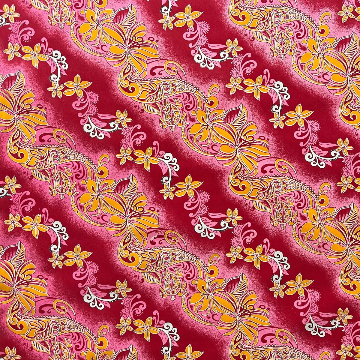 1 Yard Diagonal Tiare Lei Polyester Fabric For Sewing Crafts Apparel And Decorative Projects 45 Inch Width