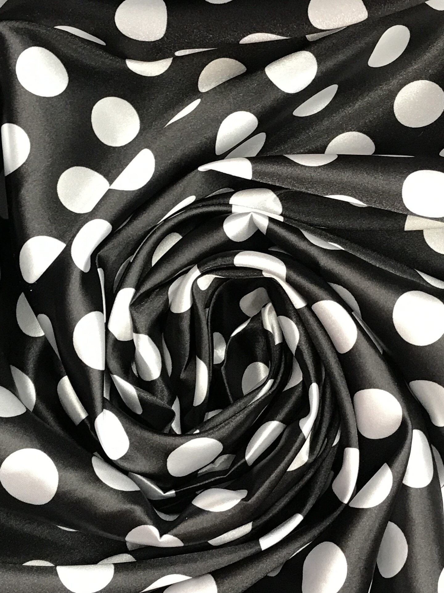 1 Yard White Polka Dot Satin Fabric Black Background Lightweight Shiny Polyester Quarter Size Dots 59/60 Inches Width