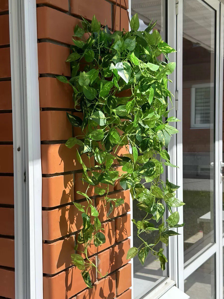 2pcs Artificial Hanging Plants Fake Hanging Greenery Leaves Faux Ivy Vine for Indooor Outdoor Decor Home Room