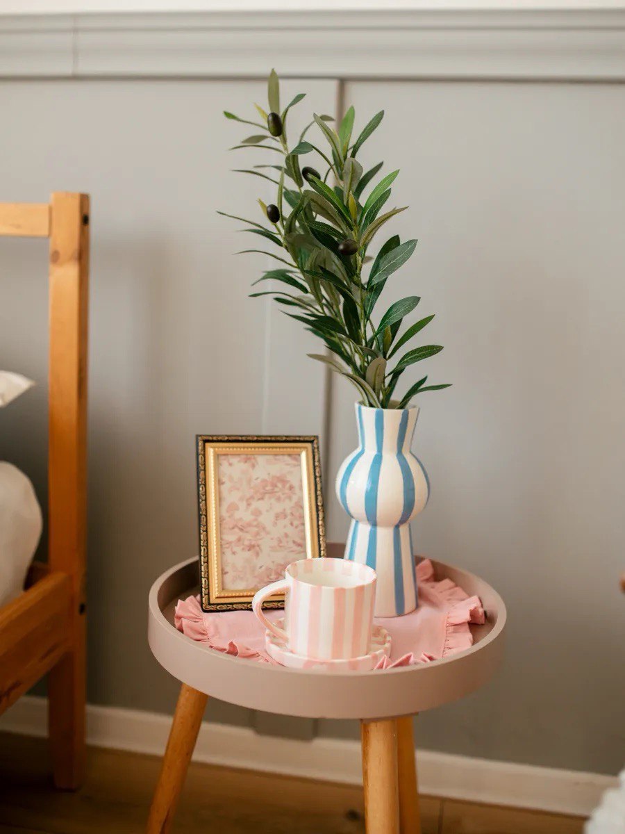 2pcs Artificial Olive Stems Fake Olive Tree Branches for Vase Tabletop Greenery Decor for Home Office Wedding Party