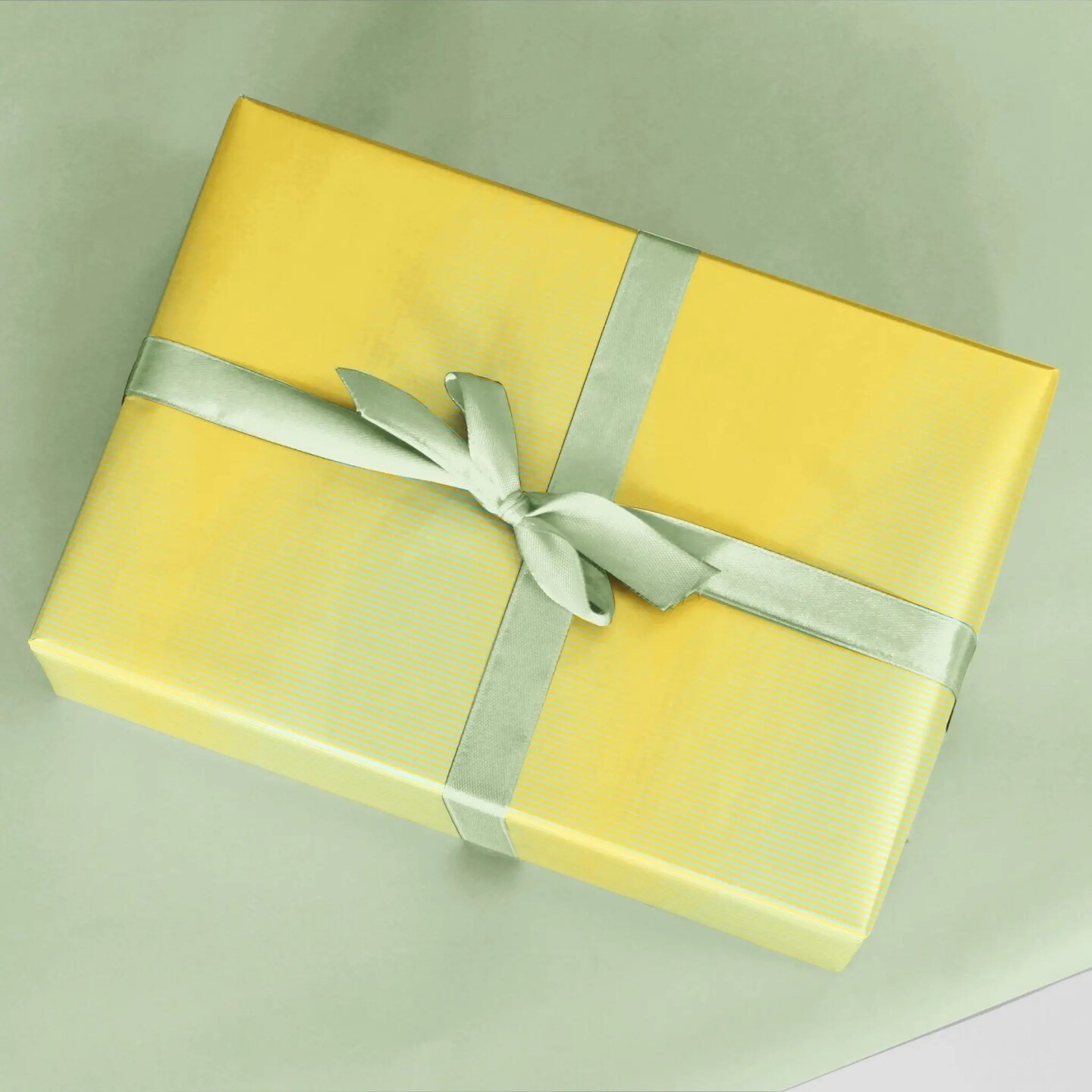 Fine Line Yellow Gift Wrap