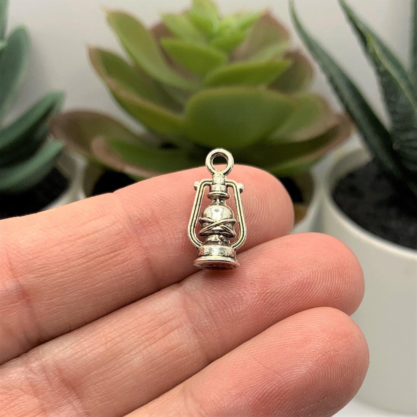 4, 20 or 50 Pieces: Silver Lantern 3D Charms